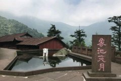 求学业拜哪个寺庙求学业读什么经书