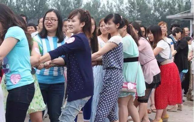 梦见和女人睡觉-昨晚与另一个女人梦见睡觉，奈何回事求学业