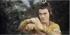 日月角骨很彰彰的人！求学业