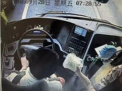 求学业扑克牌算命代表的寓意(用十八张牌算卦门