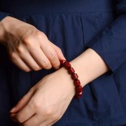 男人喜欢手表或者愿意佩戴手表的原因主要是以